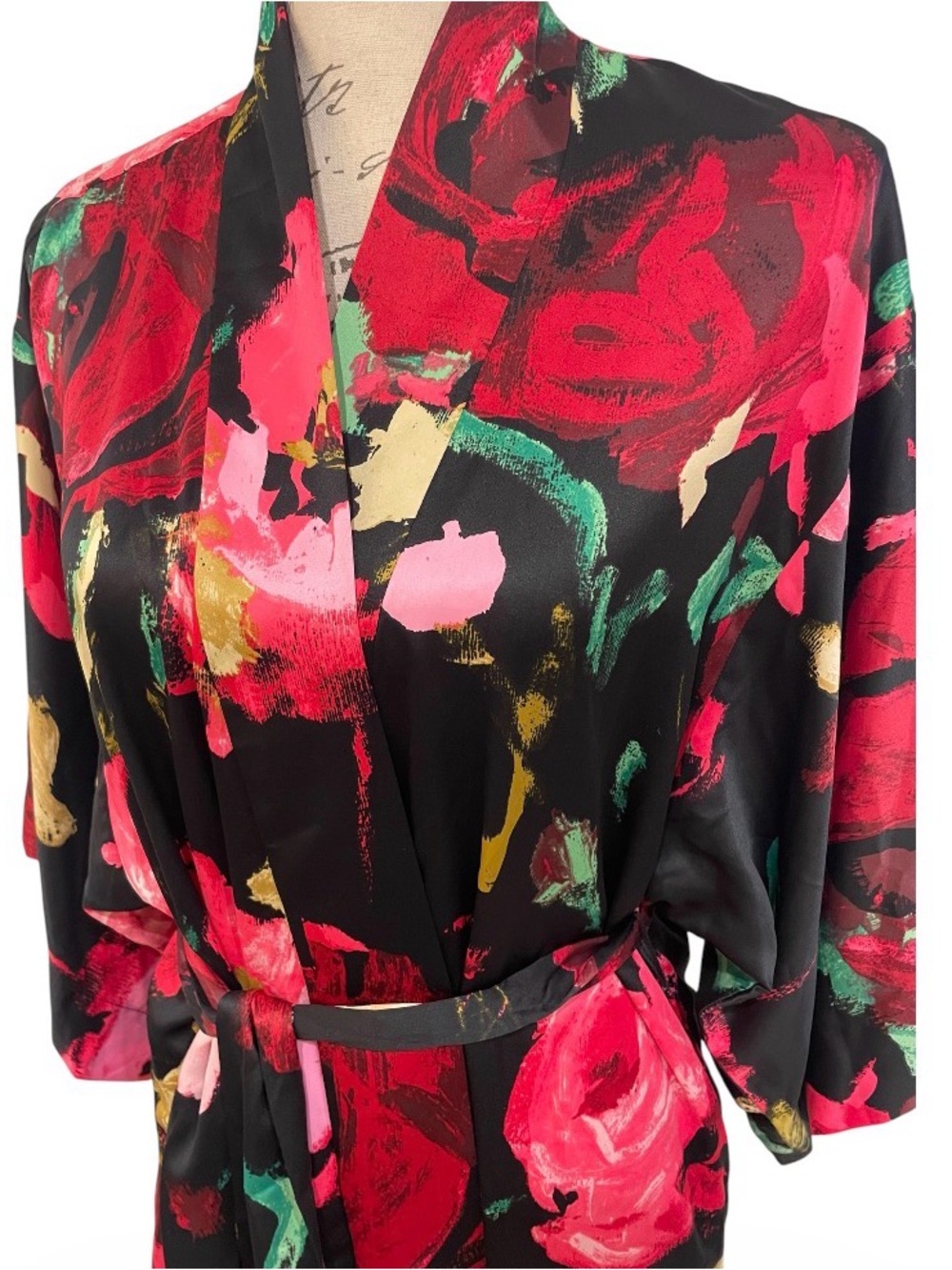 Natori Floral Satin Kimono Robe Black Pink Red Belted Lounge Cover Up Size Small - Picture 6 of 14